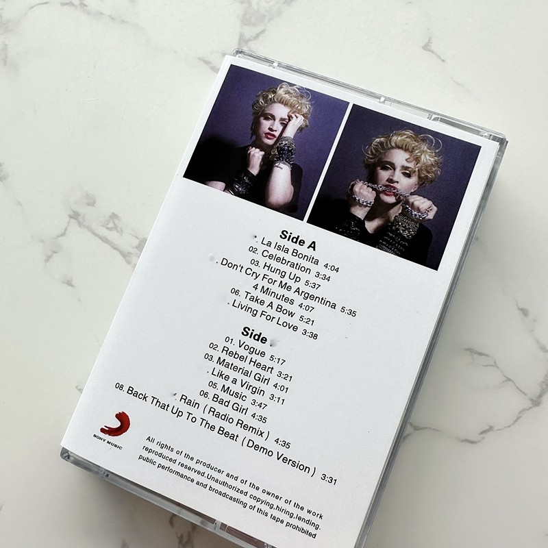 European American Pop Cassette - Audio Music Lyrics recension och pris